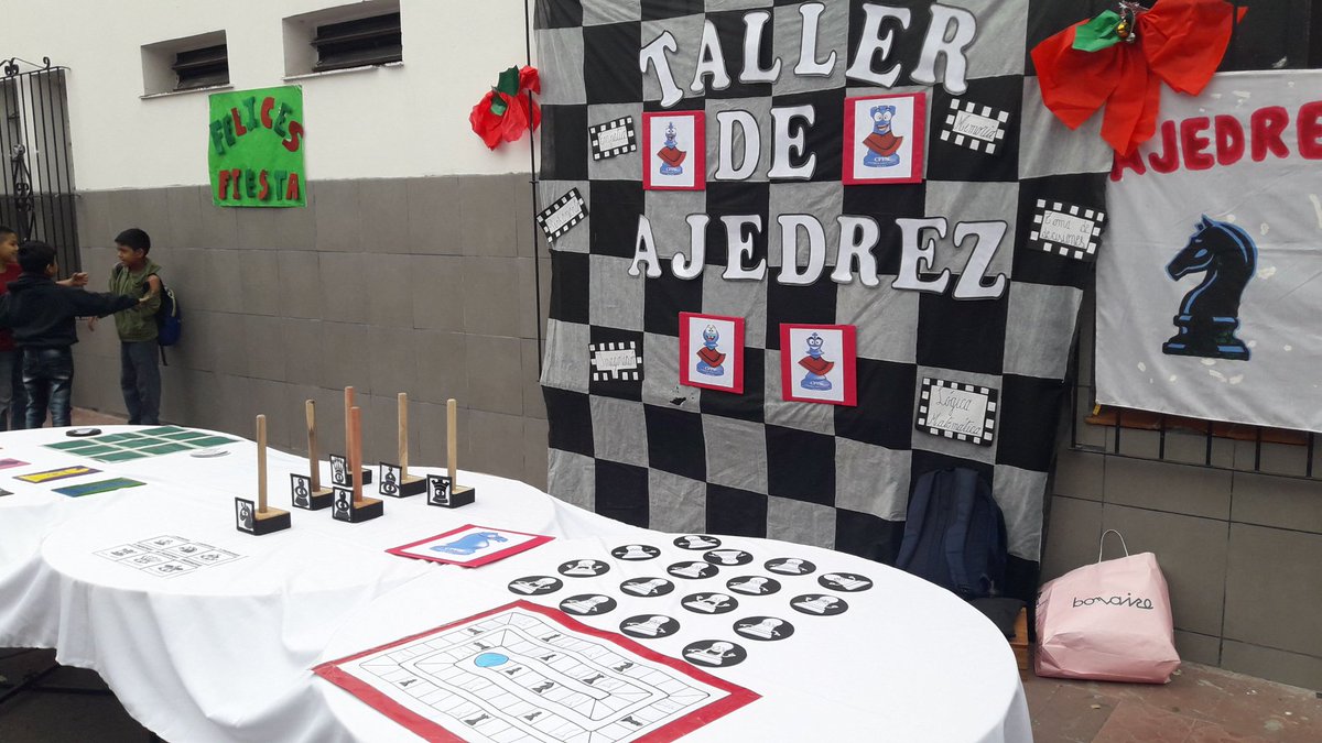 sebaspalomo2016's tweet photo. Torneo de Ajedrez de Playones Educativos. En el Centro vecinal de Villa Cristina #AjedrezEducativo #Salta 
@GustavoSaenzOK 
@matiascanepa
@DipTorres 
@rdibashur
@matiaszaki16 
@NahirPadilla1 https://t.co/A5SVbr7o9B