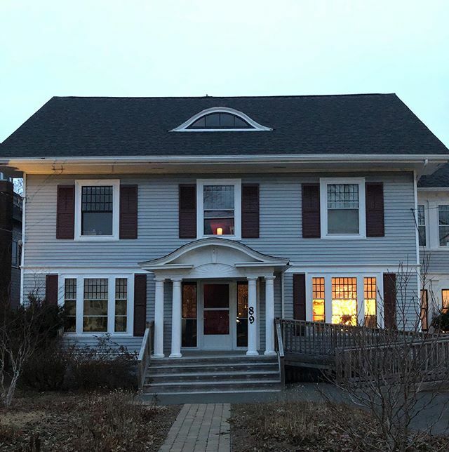 As many of you know, this is not the happiest time of year for a lot of us. .
Leading up to Christmas, when you are passing by the Hospice office (89 Queen Street, Truro), be sure to glance at our Memorial Candle, which is placed on the second floor in t… ift.tt/36Un767