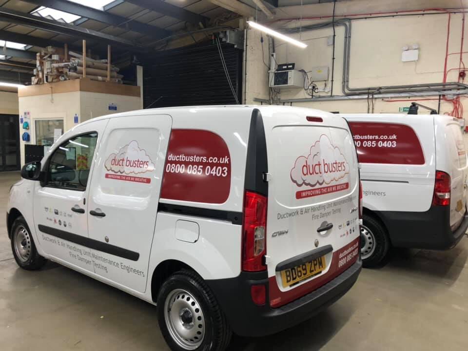 spencersigns's tweet photo. Another branded fleet for Duct busters across two different van shapes - swipe to see!➡️➡️ When clear branding has been established its easier to apply across different aspects of your company - from vans to front of house 🏪🚛🏍 #signage #vehiclelivery #branding #companyvehicles https://t.co/RReswY7hZ8