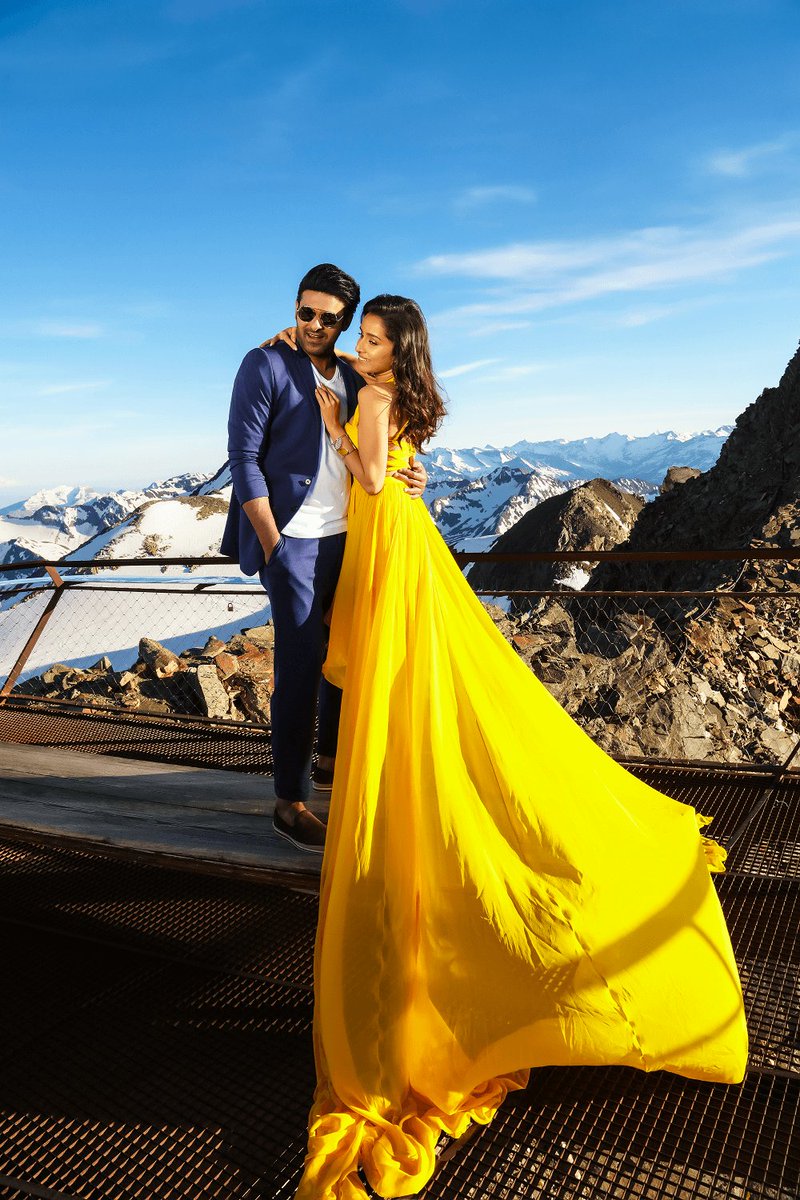 PrabhasGirlsFC's tweet photo. Unseen stills from #Saaho shoot in Austria  😃😃

#Prabhas #PrabhasEra
#PrabhasGirlsFC https://t.co/RadxzlBE6j