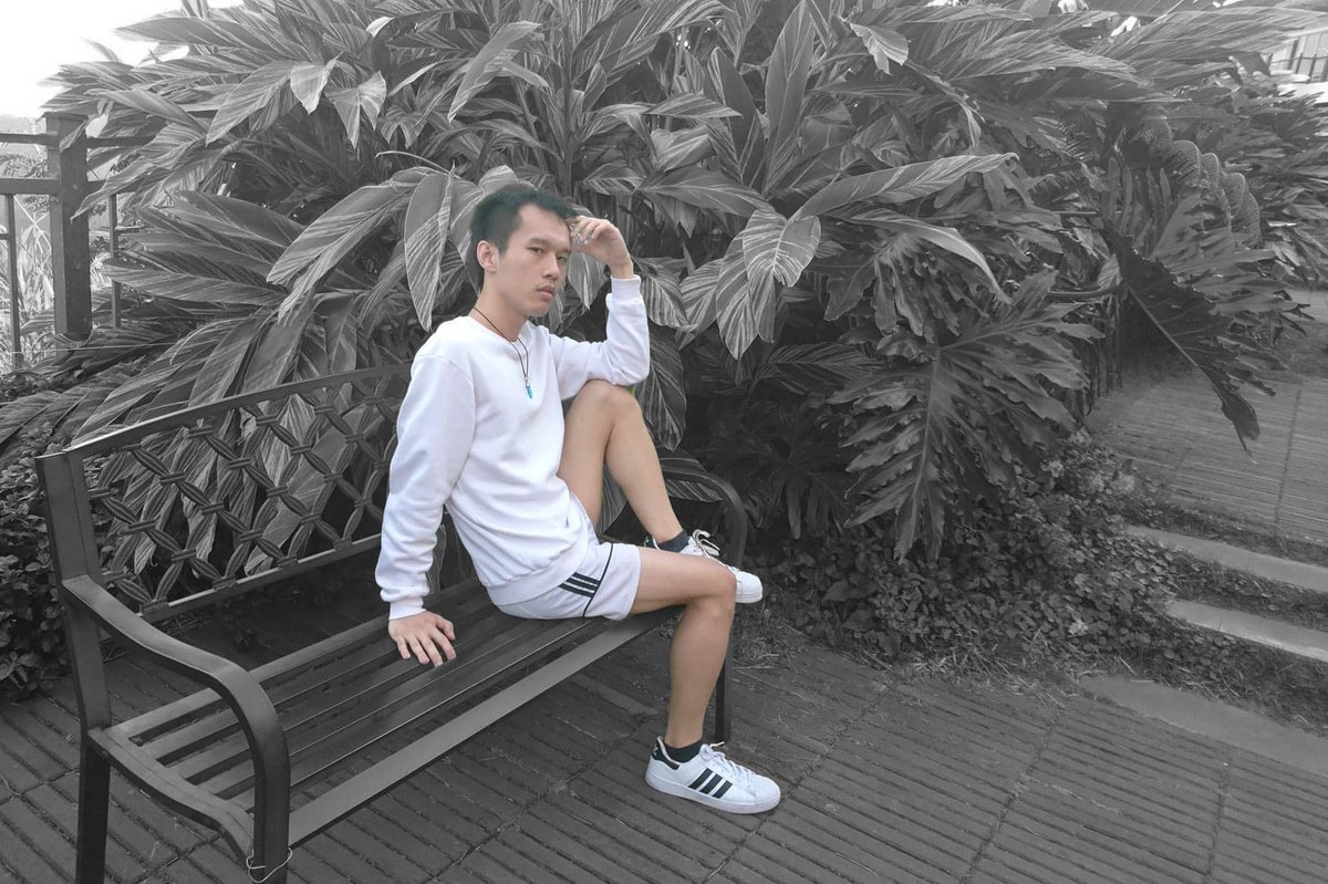kurtlim7's tweet photo. White is cold and always yearning
Burdened by a Royal Test
❄️

12.16.19 https://t.co/61u9PEQchE