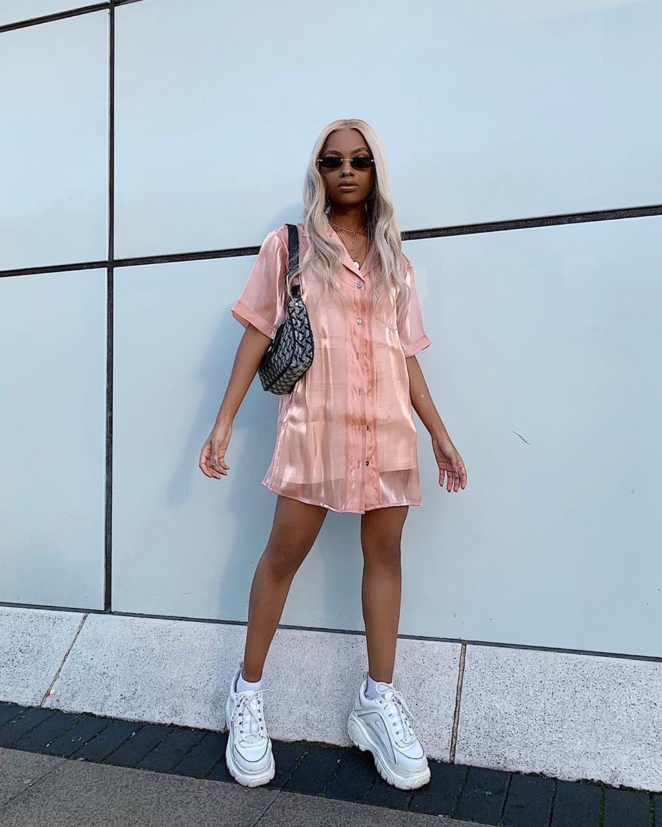 Glamorous tweet media