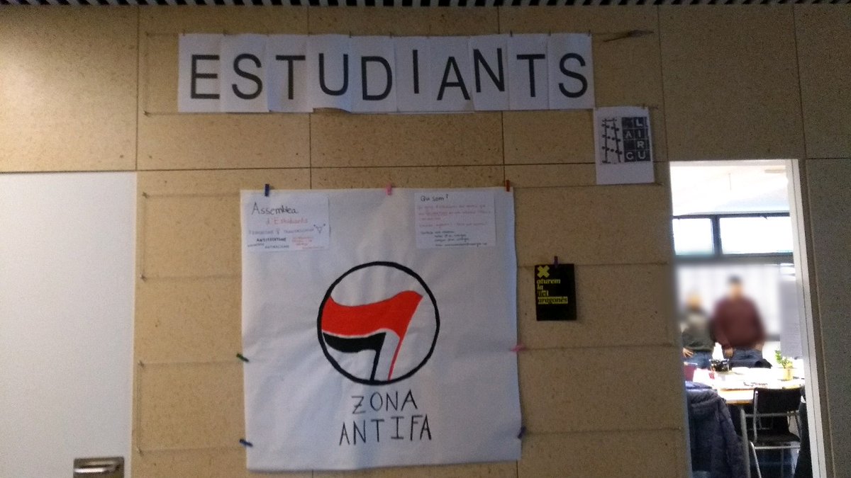 AE_Aimerigues's tweet photo. 🏴 ZONA #ANTIFA

Les estudiants a Les @Aimerigues estem organitzades. Obre'ns i participa de l'assemblea d'estudiants. https://t.co/z7pUT4rdJM