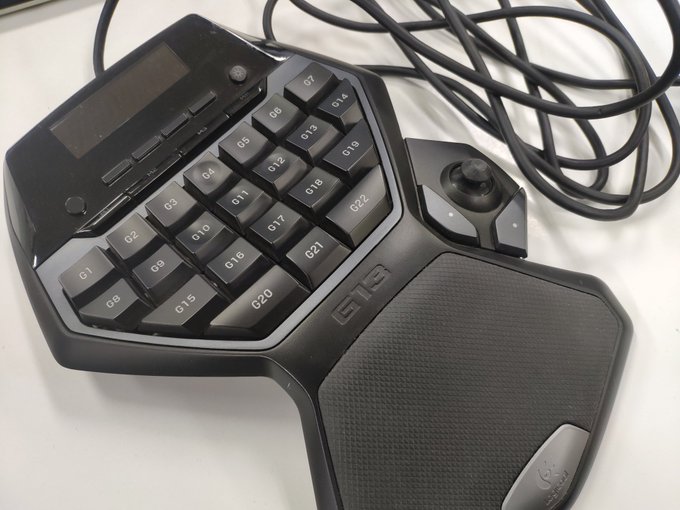 左手デバイスのtwitterイラスト検索結果 古い順