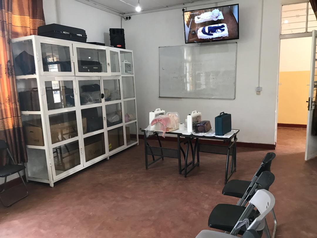 ahadigrace243's tweet image. #RDC : #Bukavu : l&apos;Université Évangélique en Afrique/UEA ,la première université au pays avec un centre de #SimulationMédicale à la fac Médecine... Bravo au recteur @munagus et Vice doyen clinique @DenisMukwege @actualitecd @7sur7_cd @laprunellerdc @luchaRDC