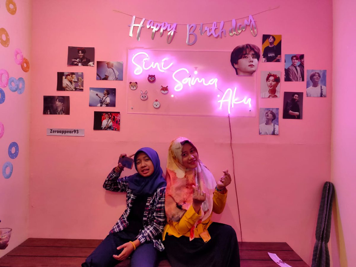 harubebe_'s tweet photo. Happy YoungK Day πππ
@myday6jogja @fullfeeled
@zeroappear93 @yeahchickendon
@day6official
#HappyYoungKDay
#Sungjin #Jae #YoungK #Wonpil #Dowoon
#Day6 #MyDay #MyDayJogja https://t.co/4ChITNheY1