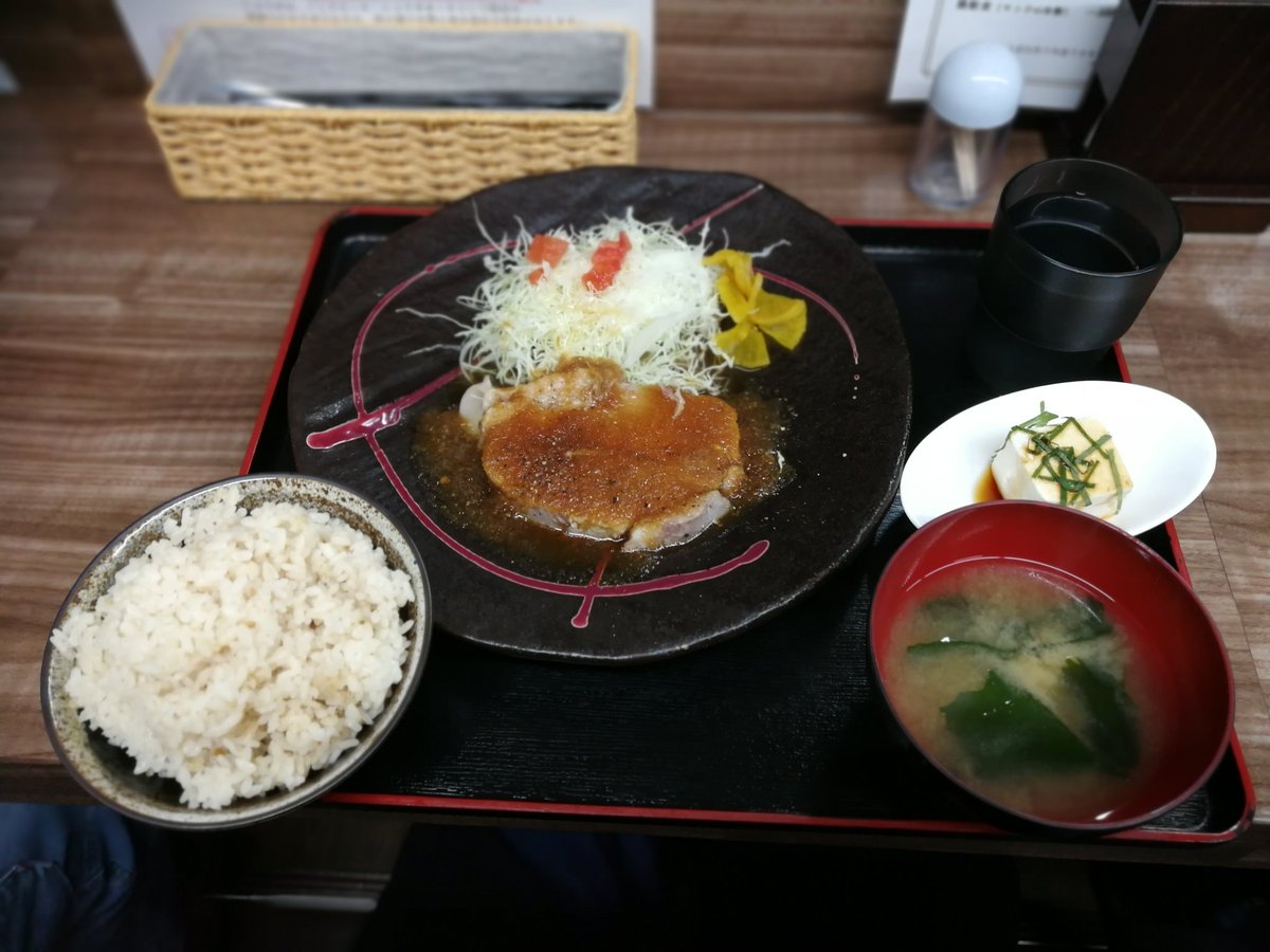 Vtec 今日の夕飯である 高田馬場の極厚しょうが焼き専門店 極厚家 ごくあつや 極厚のお肉が箸で切れる 醤油 味噌 辛味3種類から味が選べ おすすめは醤油 生姜ご飯で生姜尽くしの定食が寒い時期にいい おかわりしたい 高田馬場 生姜 Vtec 今日の夕飯である 高田馬場の極厚しょうが焼き専門店 極厚家 ごくあつや 極厚のお肉が箸で切れる 醤油 味噌 辛味3種類から味が選べ おすすめは醤油 生姜ご飯で生姜尽くしの定食が寒い時期にいい おかわりしたい 高田馬場 生姜