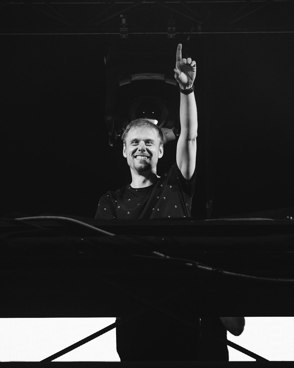 asot's tweet photo. Happy #ASOTDAY! While we're still in the Christmas holiday spirit, lets add a dash of Trance and Progressive to the festivities! Tune in at 20:00CET for #ASOT946 https://t.co/RAFWA56C2e