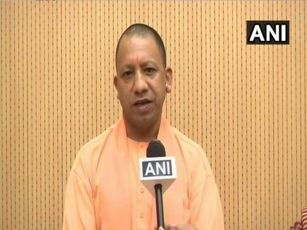 ANINewsUP's tweet photo. Uttar Pradesh CM Yogi Adityanath: I have called a meeting over this. You cant indulge in violence in name of protest. We will take strict action against such elements. Will seize property of those found guilty and compensate damage to public property. #CitizenshipAmendmentAct https://t.co/6jxuXDLWDt
