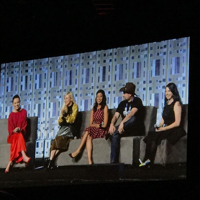 ellliphant's tweet photo. Tonight I get to see the conclusion of a story line that has been told throughout my life. Bittersweet day, but excited to see where it takes me!
#riseofskywalker #starwars #whoarereysparents #SWCO2017…
📸 https://t.co/HgBzLMhGc7 via https://t.co/owSpeTm9Fh https://t.co/mqyauwq7zx