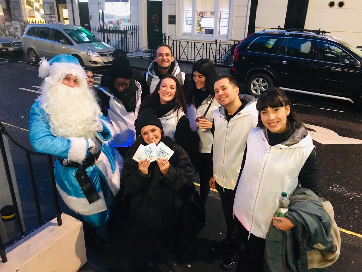 Good tidings we bring to you and your street – supplying Christmas Carols and festive cheer to London (as well as ultra-fast, reliable fibre Broadband)

#londonbroadband #GNetwork #merrychristmas #fullfibre #broadband
