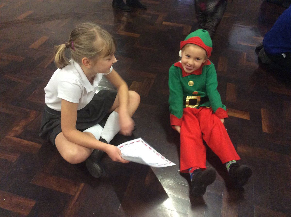 battyefordEY's tweet photo. Reception loved having their Santa letters read to them by 5P. @battyefordprimary https://t.co/QlaqsIgLWB