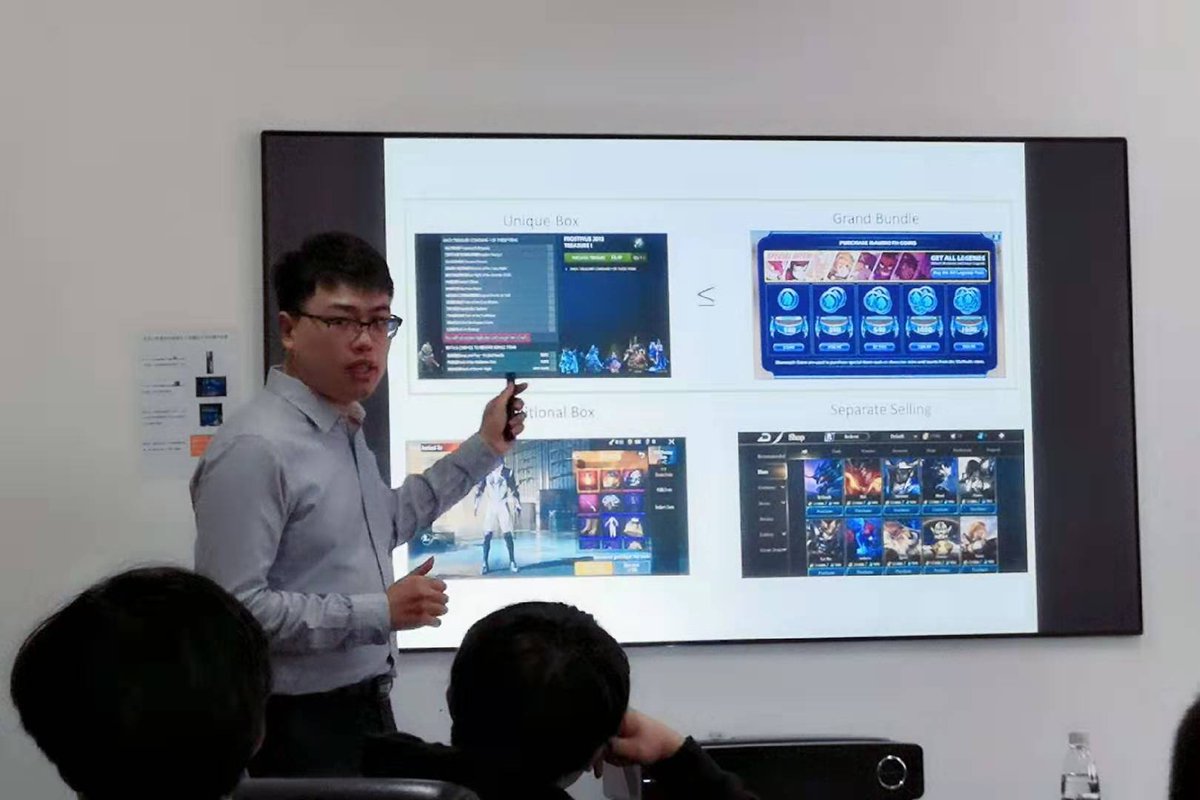 leixiao322's tweet photo. Happy to present our loot box paper at Tsinghua University, School of Economics and Management @SEM_Tsinghua ! Check out our paper (https://t.co/3opdfFdyW1) with Ningyuan Chen @ManagementUTM , my advisor @Adam235711 and Michel Hamilton @KatzPittBiz https://t.co/YnwIUxQnFJ