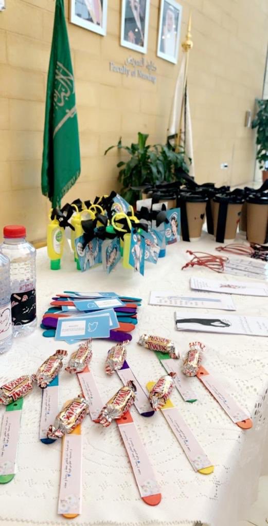 HcnPnu's tweet photo. أنا ممرضة👩🏻‍⚕️✨.
30-9-2019 https://t.co/oNnYiriwQB