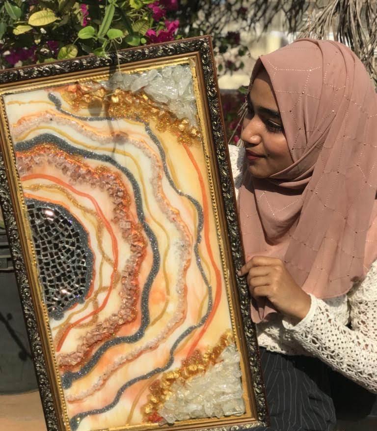 Jackanto_'s tweet photo. #DesignersThursday
Design Gossips with ArtstopAffaa. The Rinse Artist. 

https://t.co/bYKimeH2FV

.
#artist #RinseArtist #HandMadeArt #ArtLife #RinseArt #ArtWorkshop #workshop #45MinutesWithDesigner #45Minutes #DesignersAnger #JackAnto #DesignersLife #DesignGossips #StillChewing https://t.co/i1ddP8iLCH