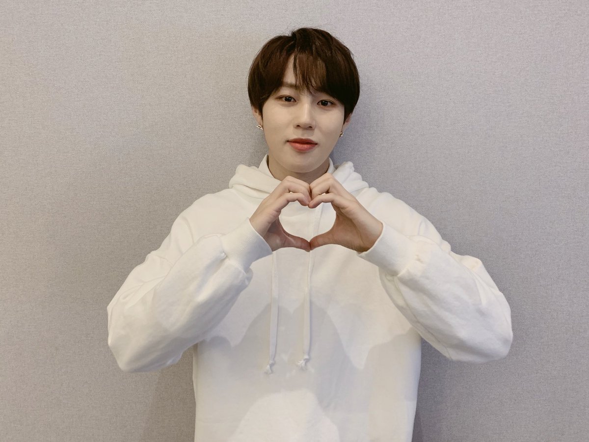 fairycloud__'s tweet photo. 190622▪︎ HASUNGWOON 1st Fanmeeting My Moment in Jakarta▪︎🌨 https://t.co/0eT4xu27Or