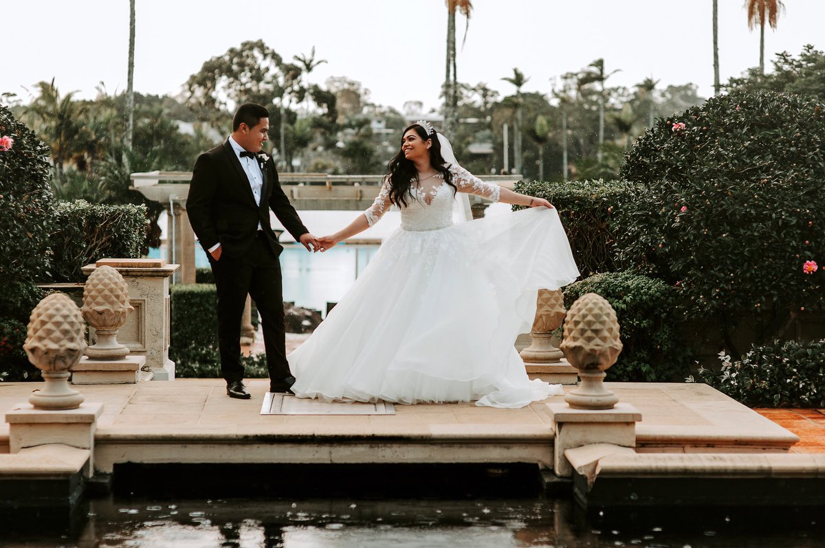 One of my favourite weddings of 2019. 
danielsuarezgallery.com 
#goldcoastwedding .
#intercontinental #weddinghairdresser #goldcoastwedding #hiltonsurfersparadise #goldcoastweddingvenue #goldcoastphotographer #elopement #weddingdress #weddinghairdresser