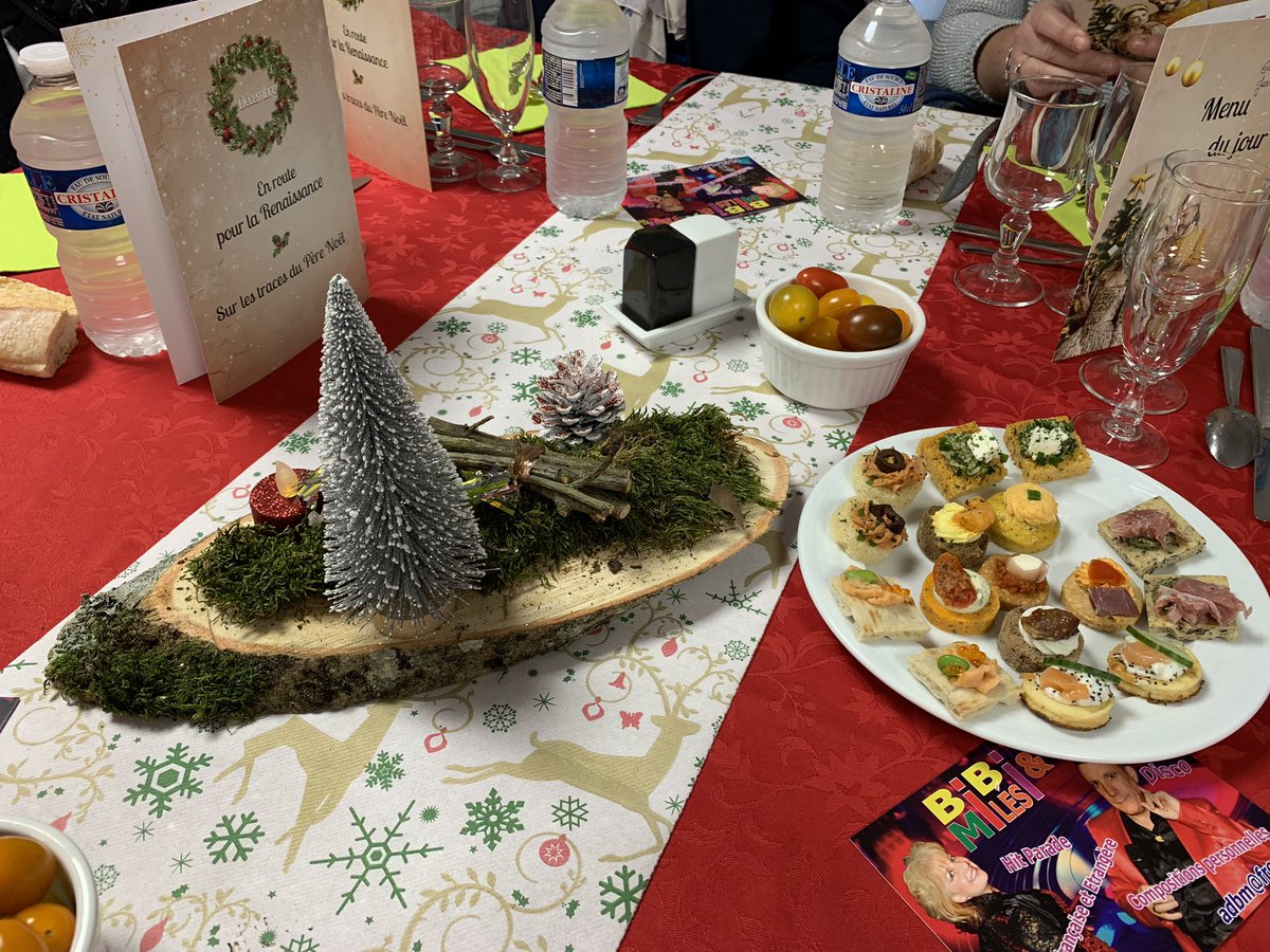 DebordValerie's tweet photo. Repas de #Noël tout au long de la semaine dans les Résidences Autonomie de #NANCY de belles décorations réalisées par les résidents et un moment de convivialité partagé et chaleureux #Mouilleron #Donop #Chevardé #Boudonville #Pichon https://t.co/nBVBKdcOYC