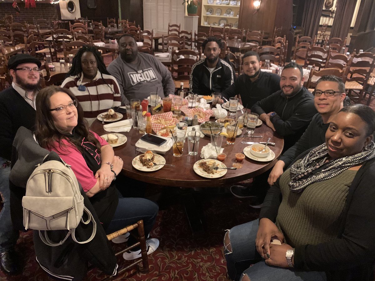 dzepol78's tweet image. Congratulations to this Atlanta Leadership team and the work they have done in 2019 Thank you Damon Mosley for investing in our people! #levelup2020  #onebandonesound #wvistheplacetobe @WirelessVision @tubbs8808 @SByrneDoyle @jackhjohnson @JosiahBurdge