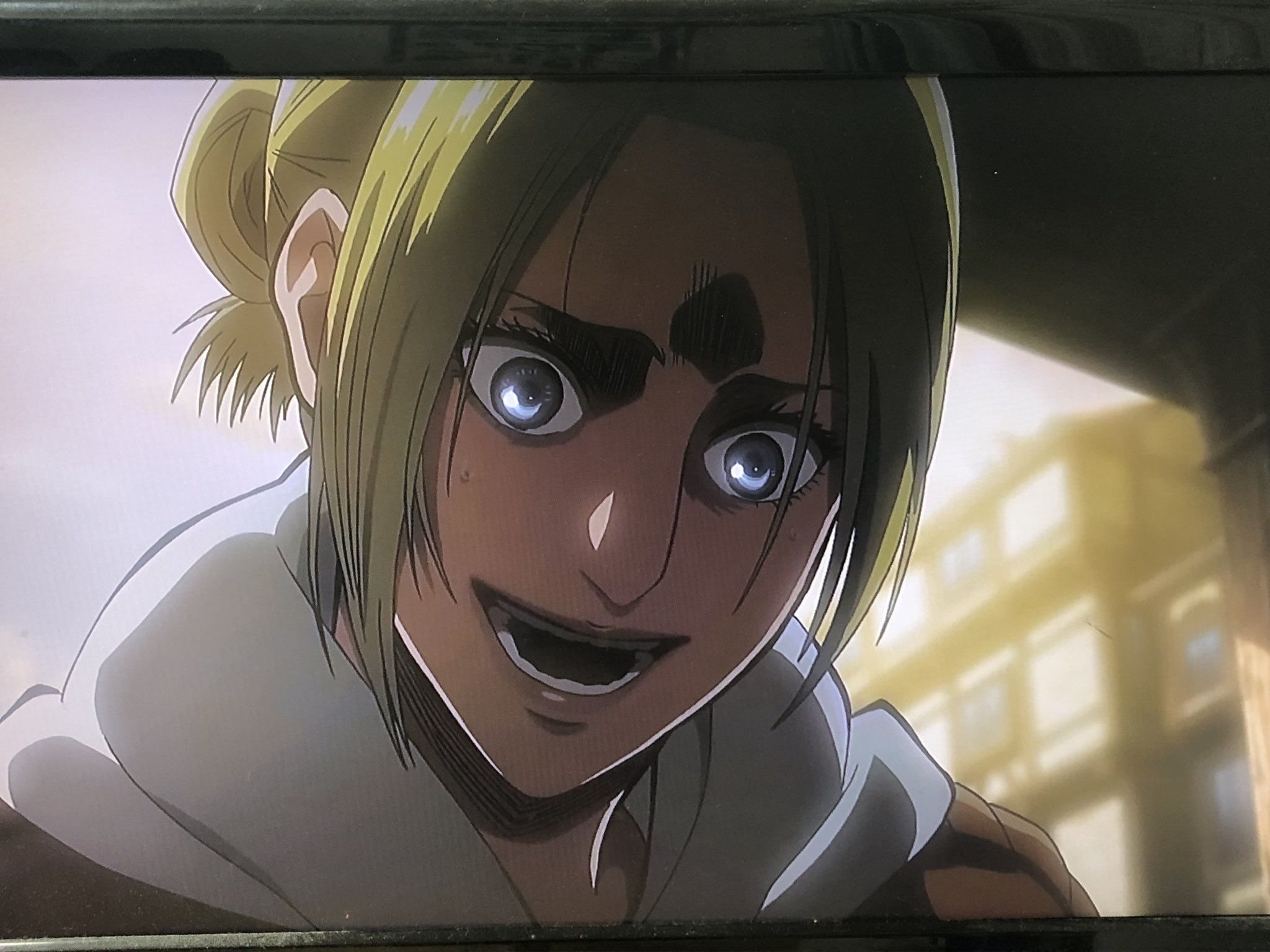 ゆうにゃん 進撃の巨人 アニ復活したの アニかわいい好き 進撃の巨人 T Co Aohs6faomu Twitter
