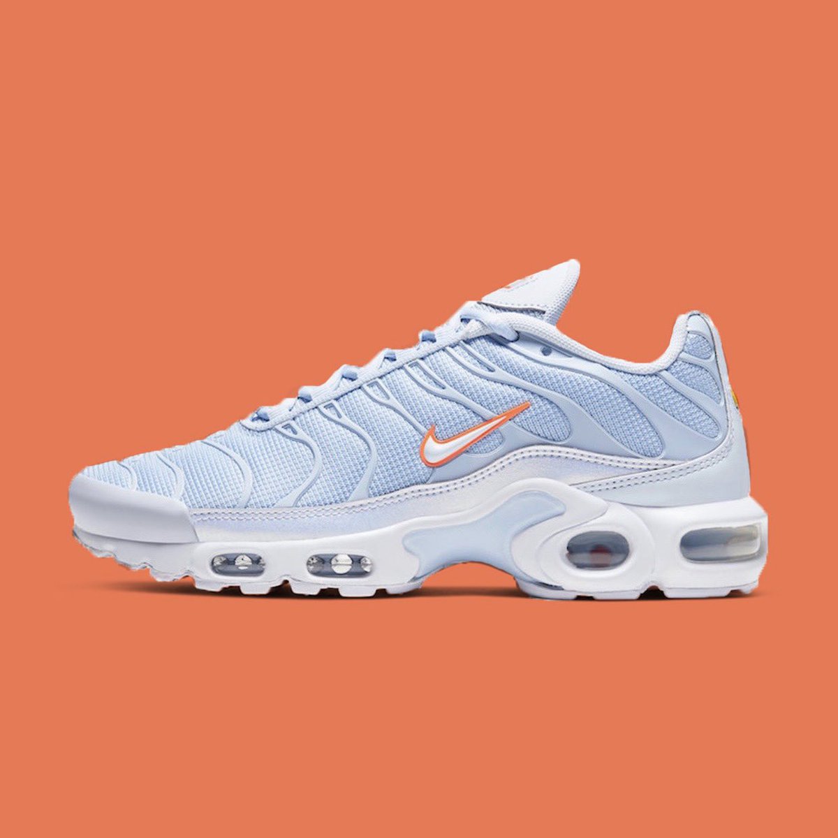 nike air max plus pastel blue