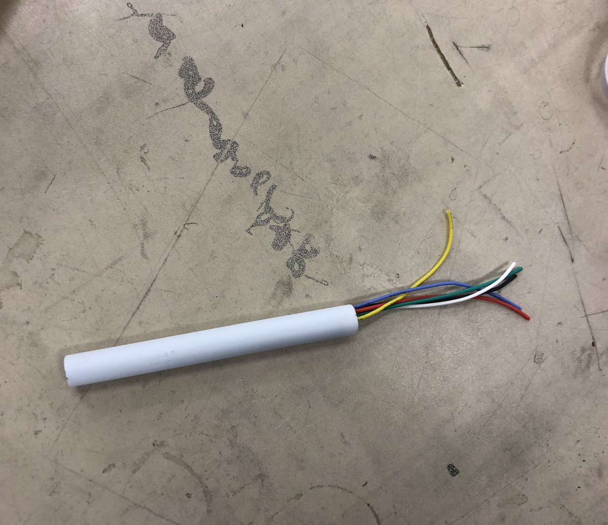 JanGeorgPlavec's tweet photo. Heute habe ich den Prototypen des Lärmsensors von @luftdaten begutachtet. Er misst schon sehr genau und schaut cool aus. Wenn der Zusammenbau etwas leichter wird und @TTN_RegionSTG das Ding für #lorawan fit macht, geht es damit rund. #sensorjournalismus #journalismusderdinge https://t.co/Jtzi0PnG31