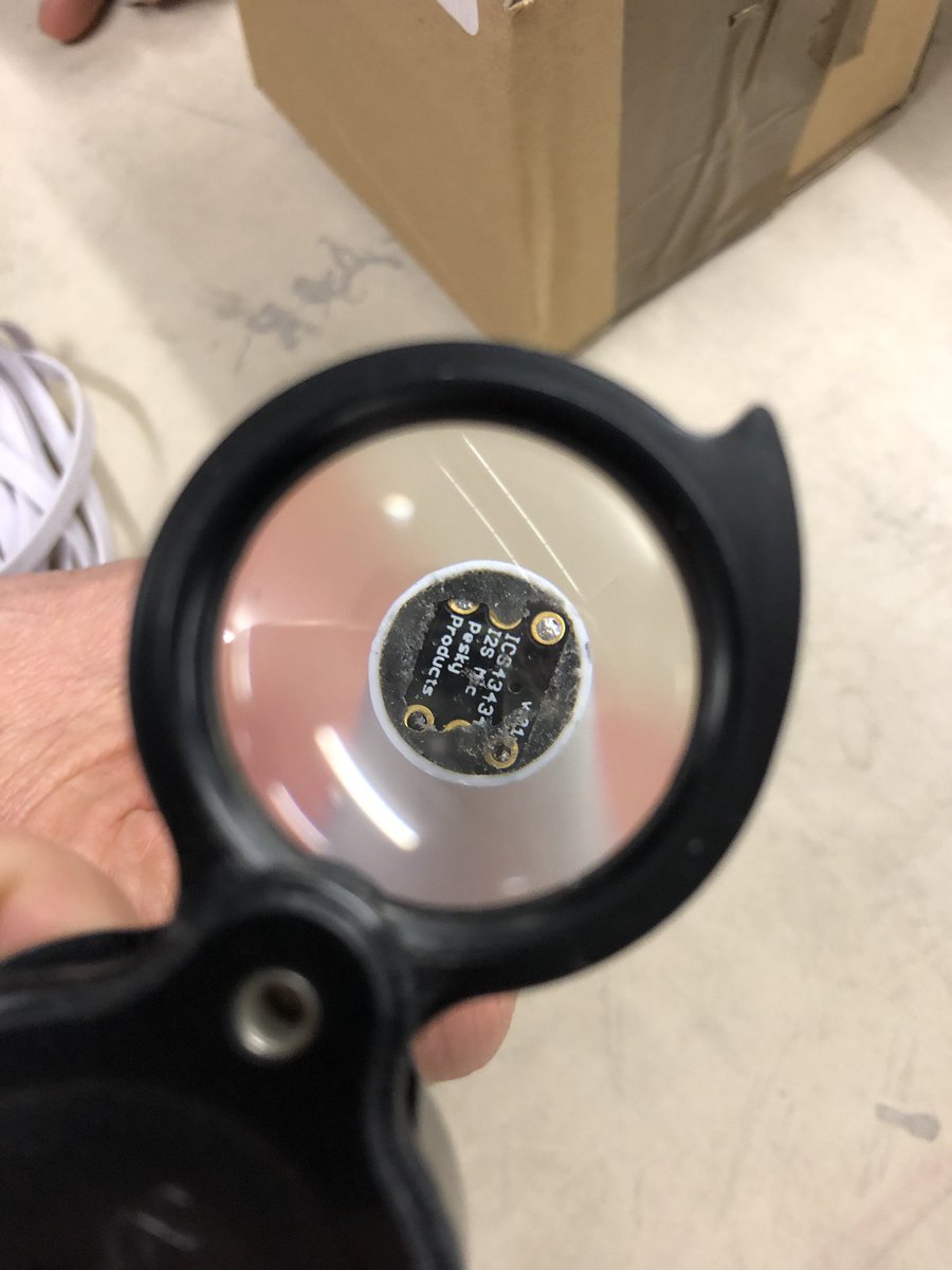 JanGeorgPlavec's tweet photo. Heute habe ich den Prototypen des Lärmsensors von @luftdaten begutachtet. Er misst schon sehr genau und schaut cool aus. Wenn der Zusammenbau etwas leichter wird und @TTN_RegionSTG das Ding für #lorawan fit macht, geht es damit rund. #sensorjournalismus #journalismusderdinge https://t.co/Jtzi0PnG31