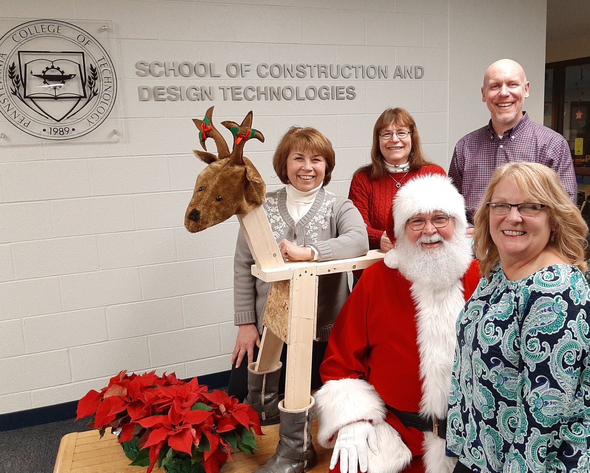 carol_lugg's tweet photo. And look who found time to stop &amp; visit @PennCollege
Happy Holidays all! https://t.co/XfV7LxZkvQ