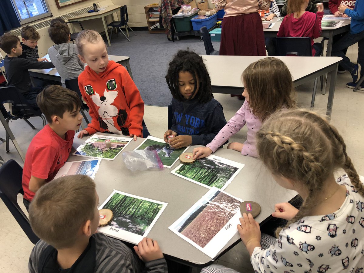 Mrs_Bond123's tweet photo. Always a great morning of learning when Bronte Creek visits our school! @OPBronteCreek @TecumsehHDSB https://t.co/lBFZzXkXbG
