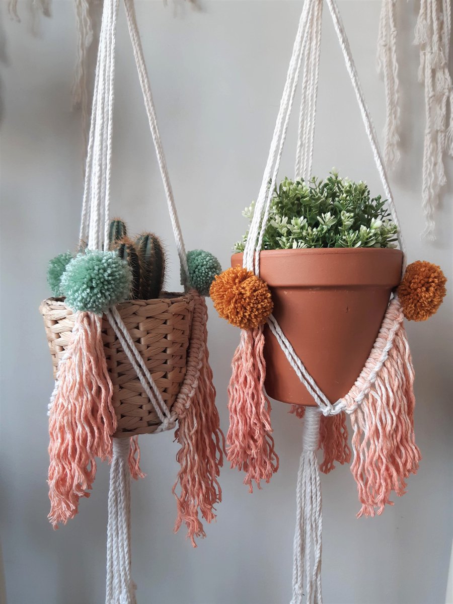 madeptford's tweet photo. Another new workshop is up for Jan!! Join Sunday Works and make a pom pom #planthanger on Sunday 19th Jan at 1.30pm - £30, perfect Christmas pressie! #makeityourself https://t.co/ETkzVESXP4