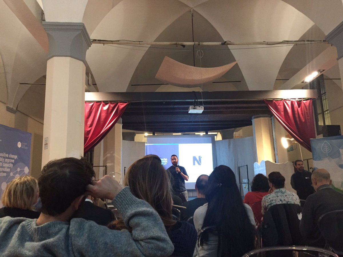 Ffoodinstitute's tweet photo. #FoodInnovationValley2020: da soluzioni di waste upcycling fino ai digital projects rivolti alle food industries in ambito di salute alimentare. Si presentano in @scuderiacoolab @squiseat_, @LM_SottoCasa, @cooki_it e @Neurality1! https://t.co/0n12DySiTh