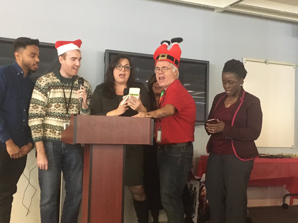 JaySan2019's tweet photo. #TETSO festive mood ! Our own karaoke talents 😀@harikiran63 @JohnTepelenas https://t.co/yuNdh7HYzQ
