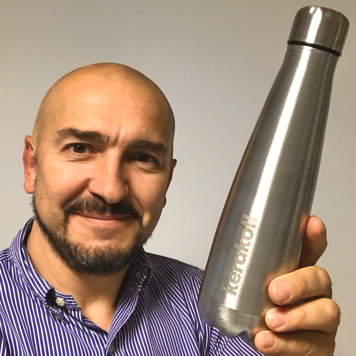 Kerakoll dice no al plástico. 

Yo ya tengo la mía ☺️

kerakoll.com/es/prensa/nota…