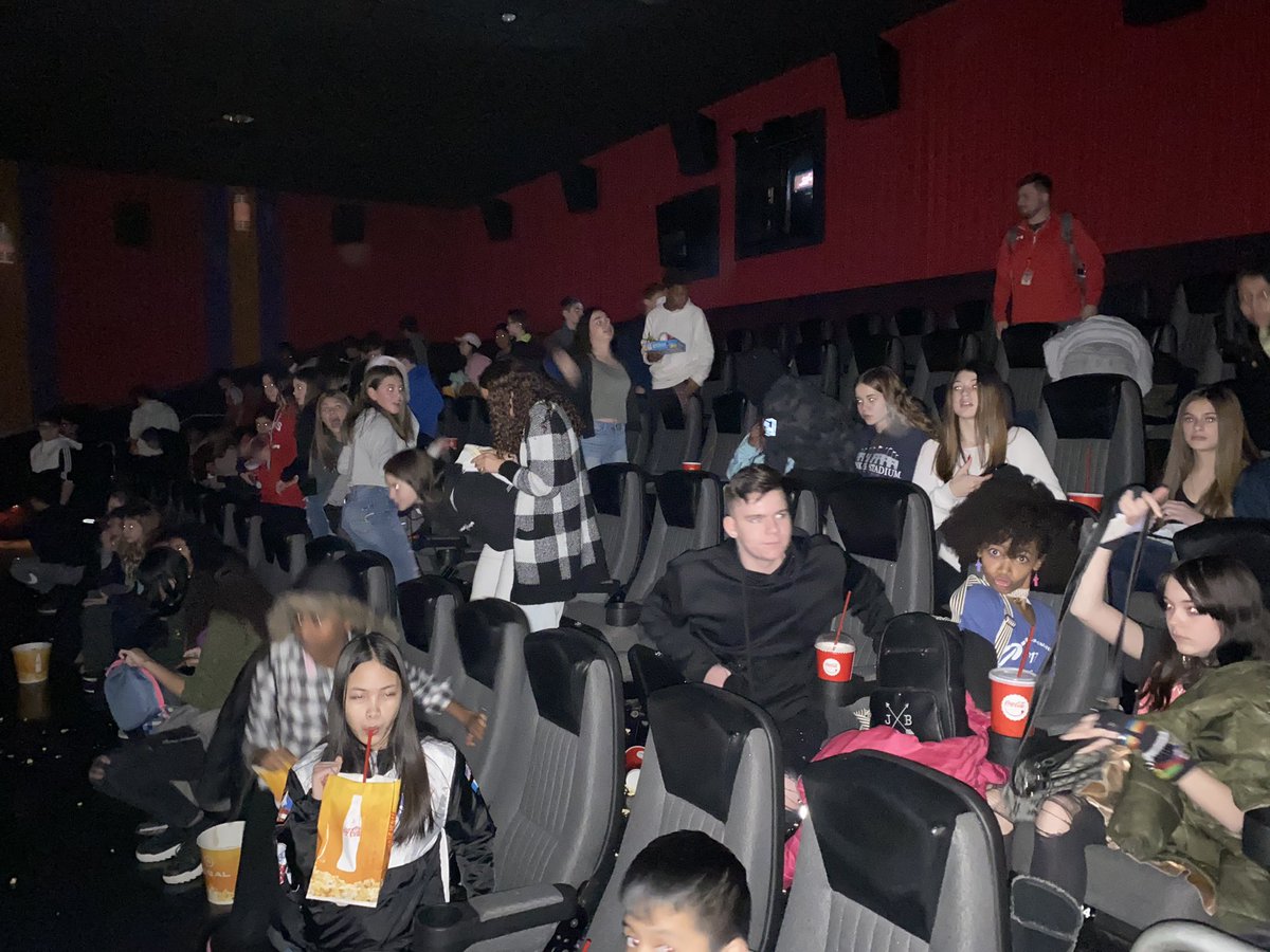 WJHSSpirit's tweet photo. 7th grade team Red and blue from Wappingers
 on a field trip to see an educational awesome and powerful movie! “Harriet”  @WJHSPE @WJHS75 @Sautter_Math @WCSDEmpowers @EllenDisney https://t.co/yRPFj5fmNZ