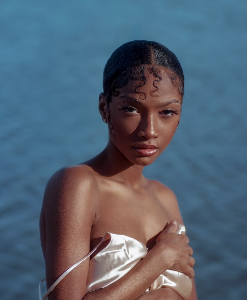 Jhontellll's tweet photo. a free spirit ✨
 📸 @OhThatsJuwan https://t.co/niQrQuRUbt
