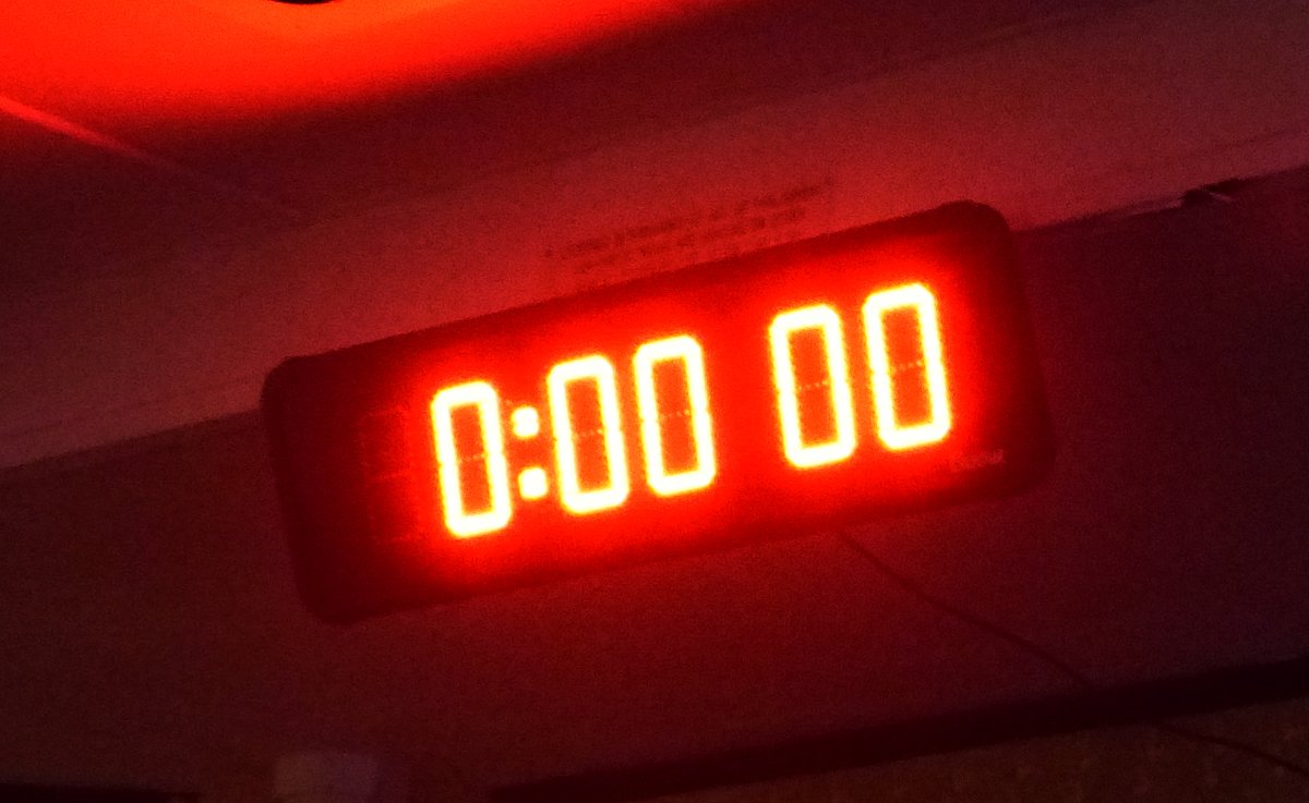 Keep an eye on the clock…  There’ll be a countdown clock ticking the minutes down to midnight at the ‘Hug-Many’ New Year’s party on <a href="/ThePantiles/">The Pantiles</a> this year. Don’t miss it! Book now bit.ly/2OlhVR8 #Newyearseve #tunbridgewells