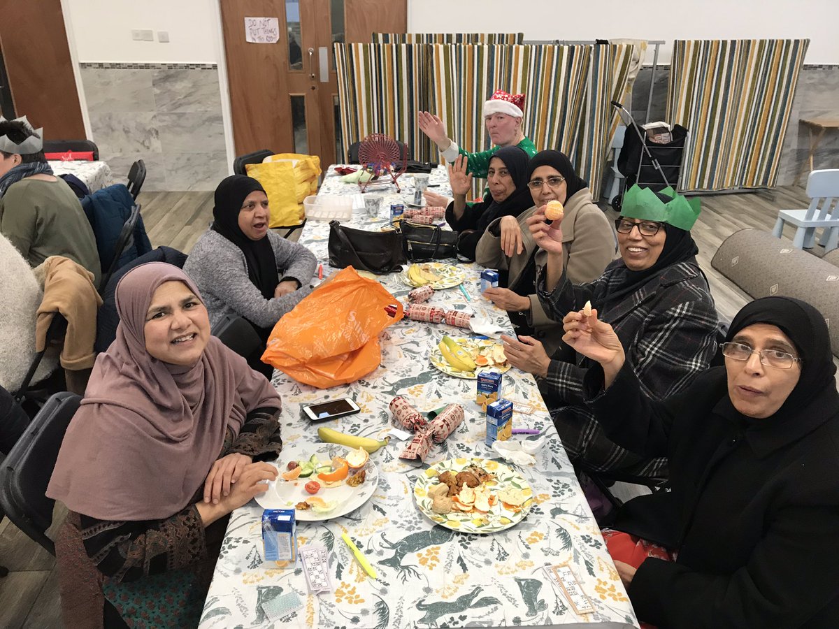 HuddleUpCIC's tweet photo. Tasty food, great company and bingo! What a fab social eating session ❤️ https://t.co/s5L1pBdQDC