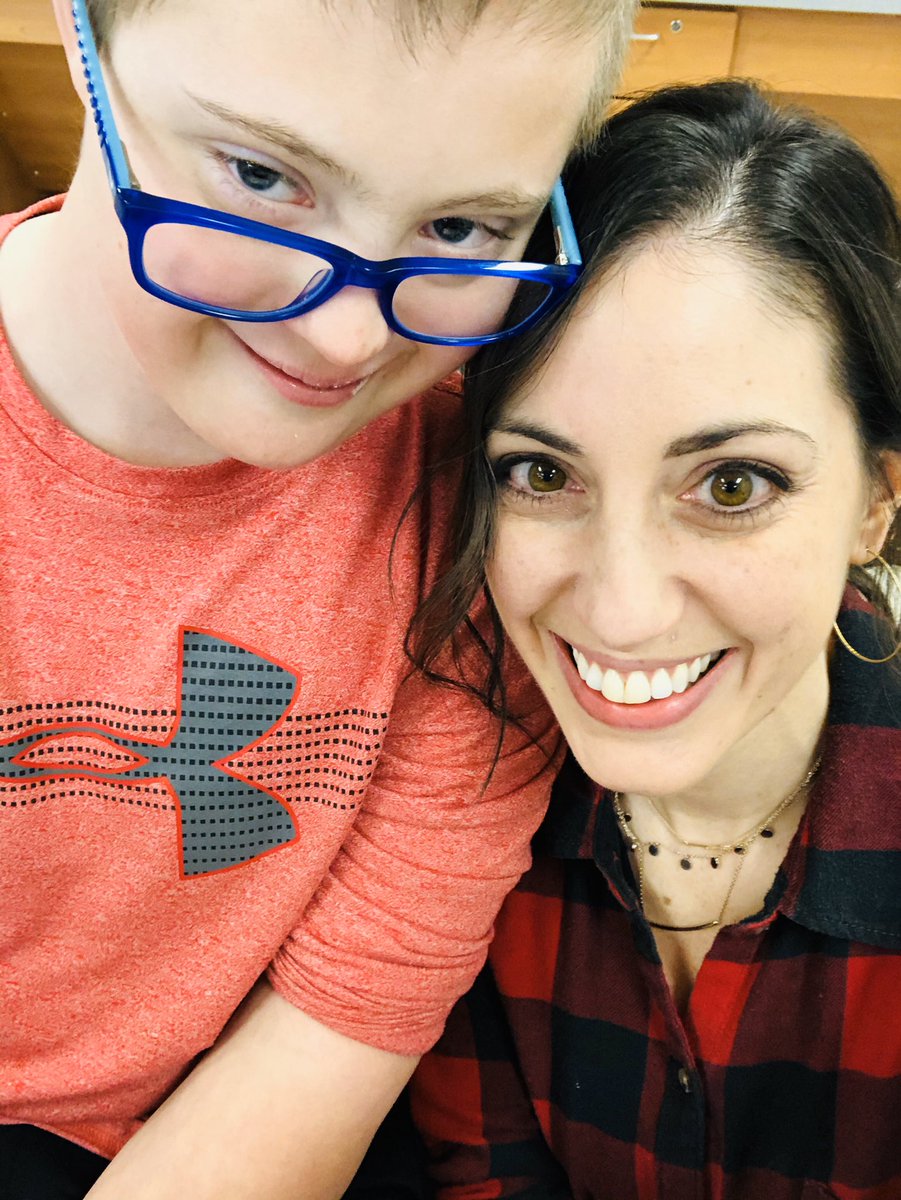 SPearlmutter's tweet image. Sometimes we just can’t resist the urge to take a quick selfie ☺️#smilebig #lovemyjob