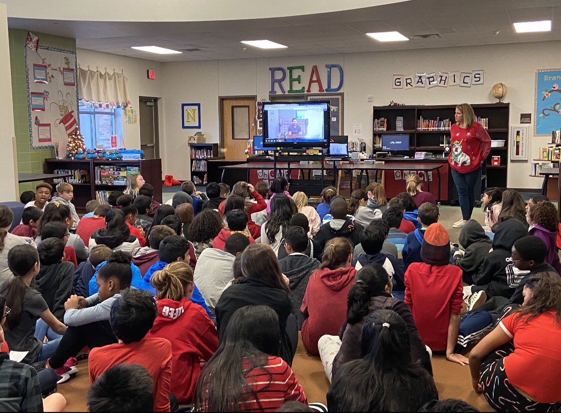 MrsA_allstars's tweet image. 5th graders had a google hang out with an employee from google to learn about the company, coding, and innovation! #futurereadylearner #fisd