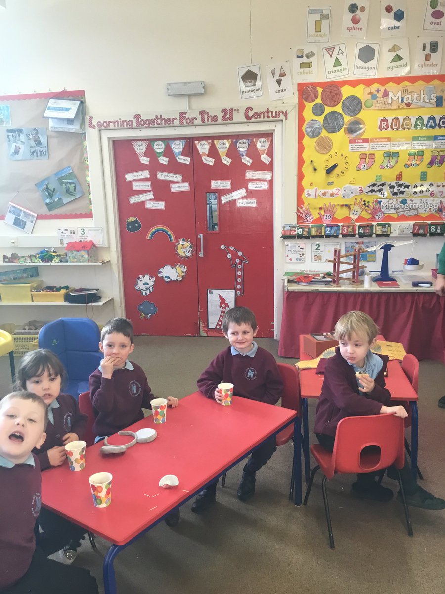 After such a great performance last night we felt the children deserved a special treat.  So Hot Chocolate Friday (Thursday) for everyone! Well done boys and girls 😊🎉☕️🍪 You certainly went above and beyond! ☺️