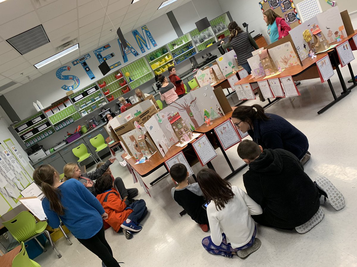 CarmelElem's tweet photo. Finishing off 2019 with a STEAM walk at Carmel! #TSIN #cmcssinfo #STEM https://t.co/YeFnAjS4qK
