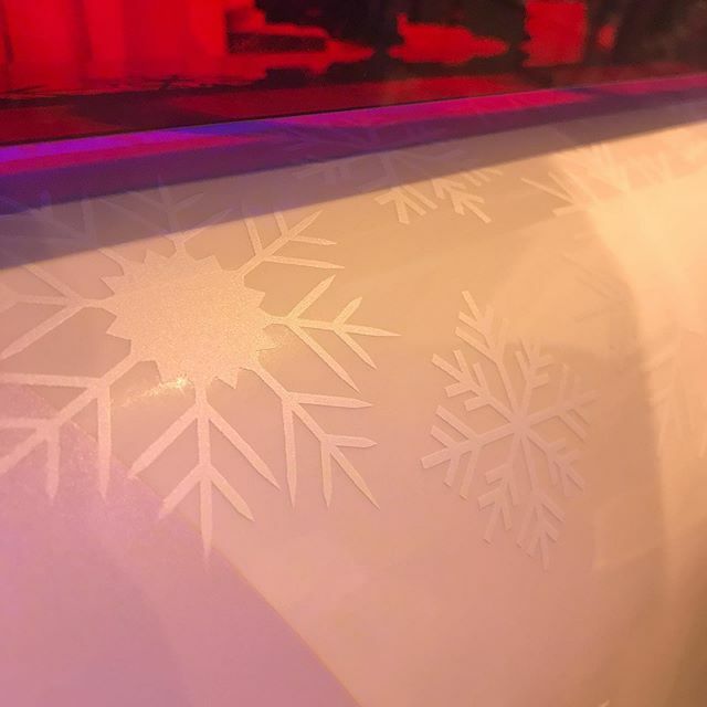 Last bits of Christmas magic heading out ift.tt/2PDkD6c