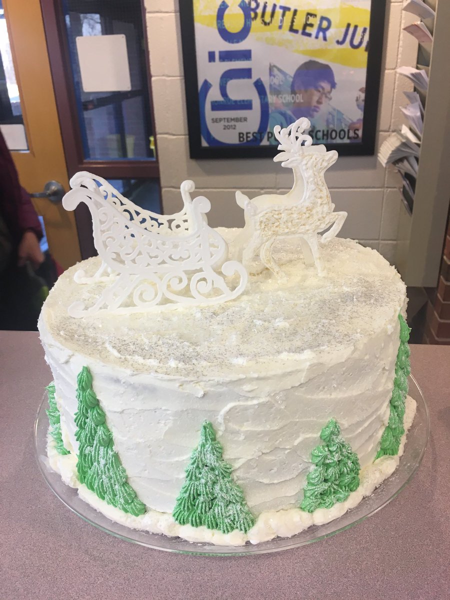 FerrellKathleen's tweet photo. Many thanks to Mrs. Loera and her wonderful talent! #butler53cares https://t.co/Ycj4cjV3fc
