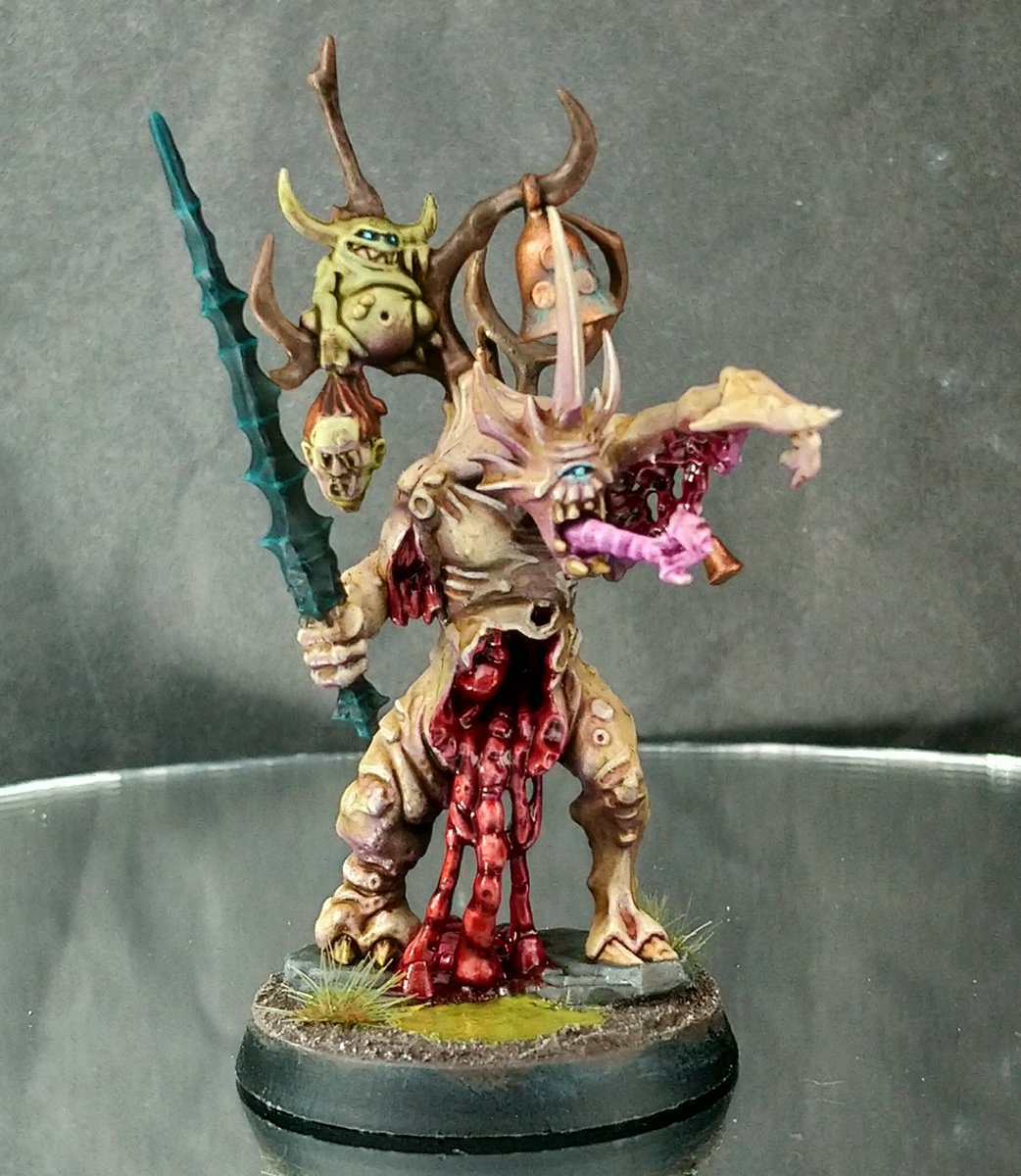 TwistedBobbay's tweet photo. Poxbringer is finished and looking pretty decent.

#poxbringer #poxwalker #nurgle #chaosdaemons #chaos #wh40k #w40k #warhammer40k #paintingwarhammer #miniature #painting #minipainting #paintingminiatures #gamesworkshop #tabletop #wargaming #art #horror #gore #monster https://t.co/4n1K8gRrIJ