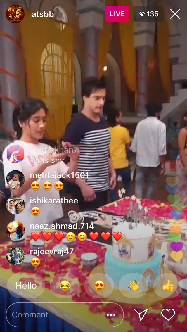 Yes celebration on set ❤️❤️
#Shivin 
#1000EpisodesOfKaira #yrkkh