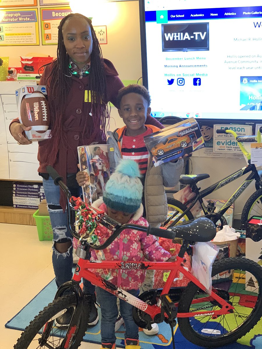 Many thanks to the Riders for Christ Motorcycle Club and Divine Steps for making William’s Christmas special! 🏍#3rdGradeRocks #BecomingTheNext @apsholliscrew @apsupdate @eleducation