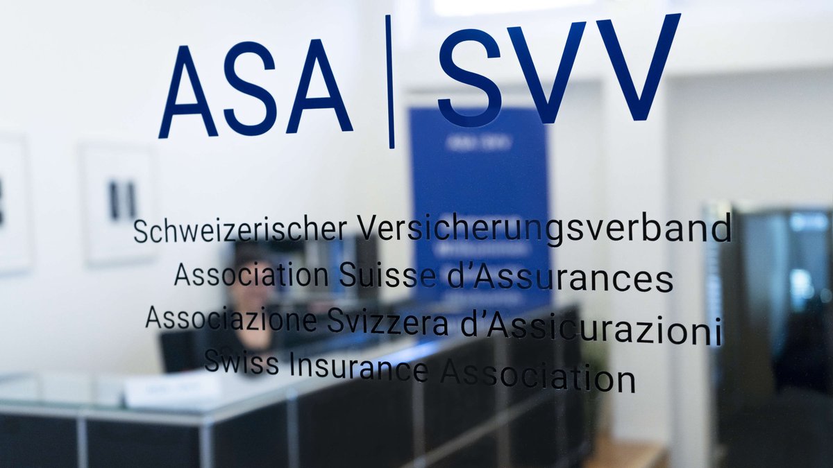SwissInsurers's tweet photo. Nous cherchons un ou une Chargé(e) des Affaires publiques en Suisse latine (60–80%), personne motivée par une activité variée et exigeante : https://t.co/H32M3sBzUJ https://t.co/cMVMcealtc