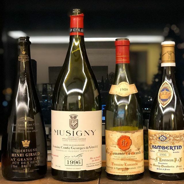 JeannieChoLee's tweet photo. This magnum of Vogue 96 Musigny should have been fabulous but it was subdued & shy; even after a few hours the wine never came around...😢 #burgundy #pinotnoir #heartbreak variety #musigny #chambollemusigny #grandcru #comtegeorgesdevogue #wine tasting… https://t.co/7omR9WqHzA https://t.co/RWuWGAiVfo