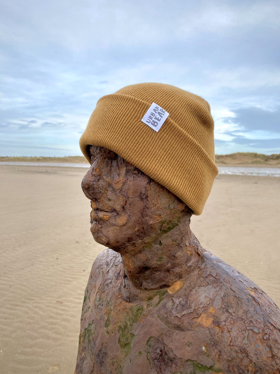urbanbearco's tweet photo. New soft touch Ocean Beanies just added to the Etsy shop!
.
#beanie #beaniehat #winterhat #caramel #emerald #lavender #petrol #coral #plum #new #hats #christmasgift #giftidea #secretsanta #stockingfiller #stockingstuffer #hats #beanieseason #beanieweather #beanies #beanielove https://t.co/JwUSlmBUkk