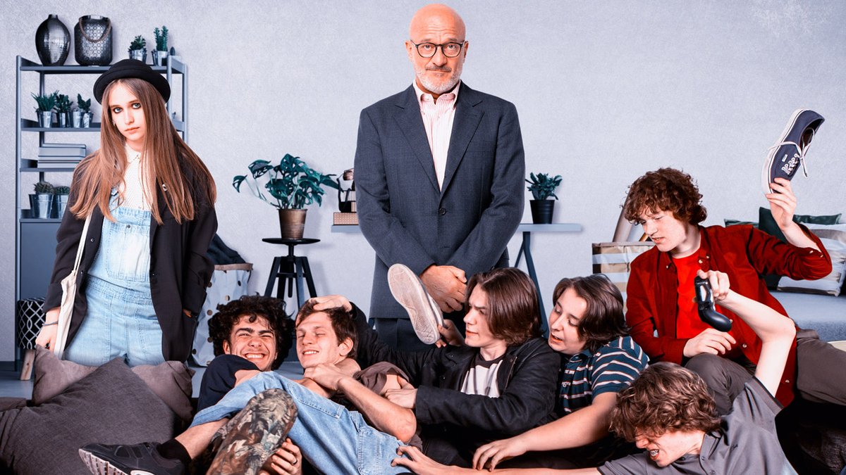 “Una lunga lettera di un padre ad un figlio”
#GliSdraiati, in prima visione su <a href="/RaiTre/">Rai3</a> il film di @farchibugi con Claudio Bisio, tratto dal libro di Michele Serra.
Venerdì #20dicembre in prima serata ➡ bit.ly/35EMjxd